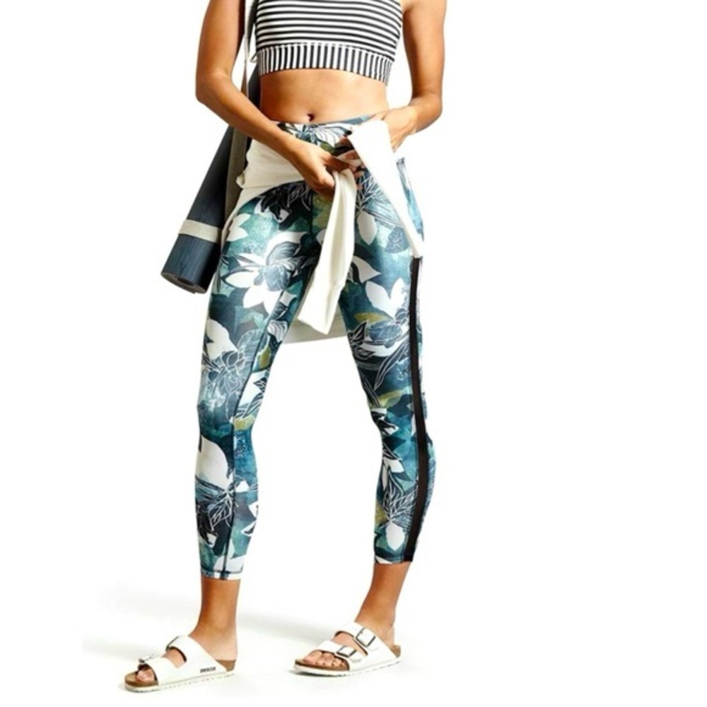 Athleta Floral Leggings XL Workout Yoga High Rise Mesh Chaturanga 7/8 Tight - Picture 3 of 13
